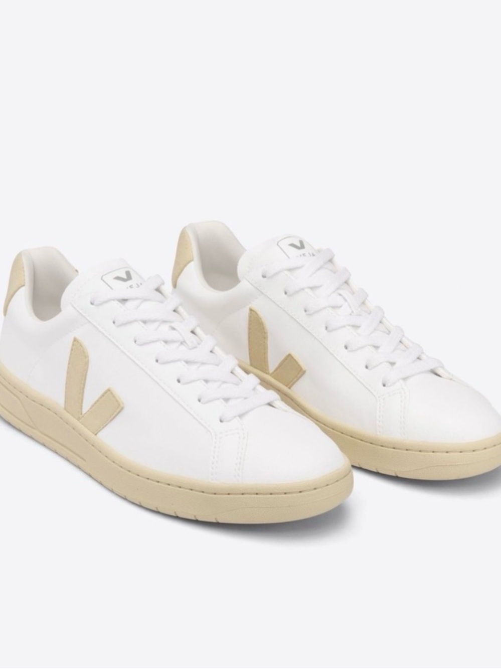 Veja Women’s URCA CWL White Butter Size 9